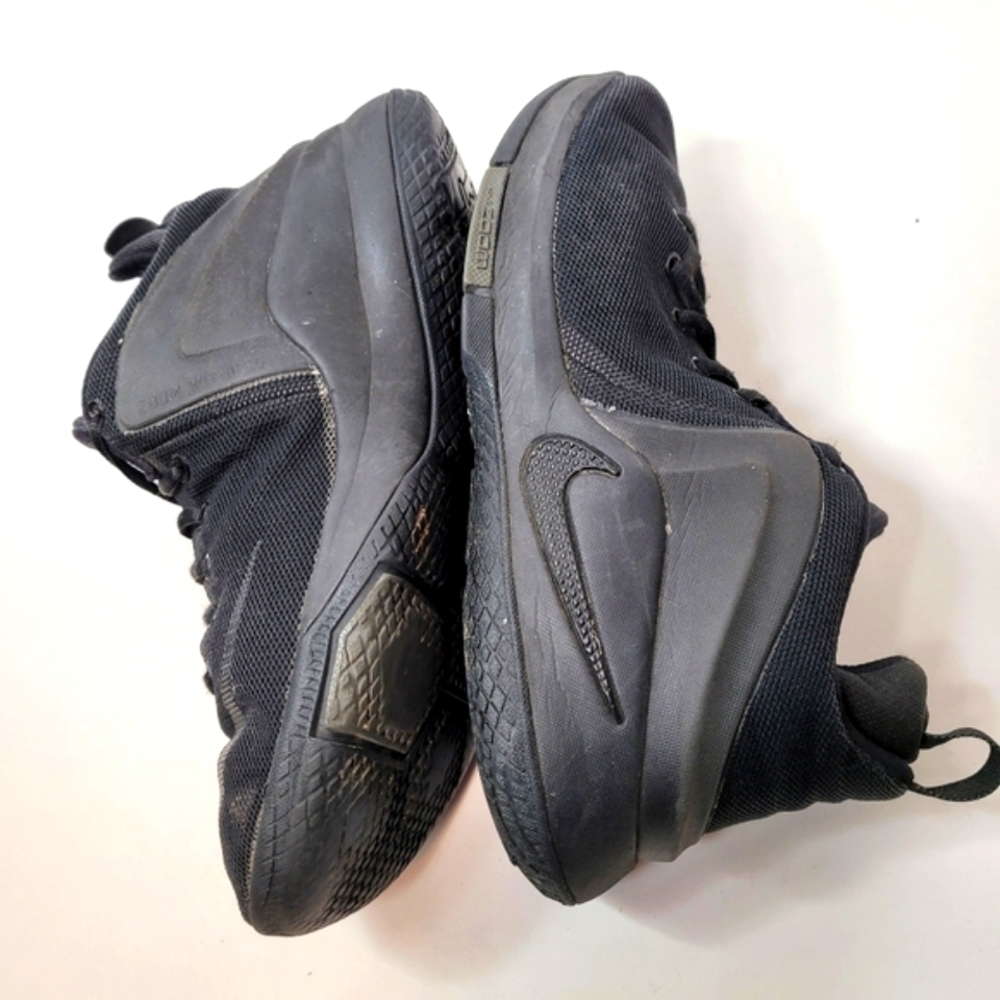 Nike Boy's LeBron Zoom Witness Black Basketball Shoes 6Y - Picture 5 of 11